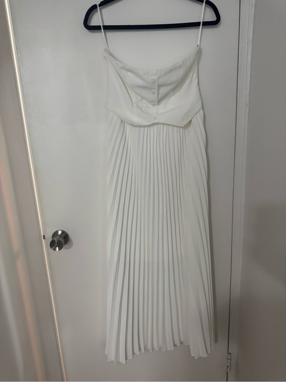 Commense White Pleated Maxi Dress with Buttoned Bodice